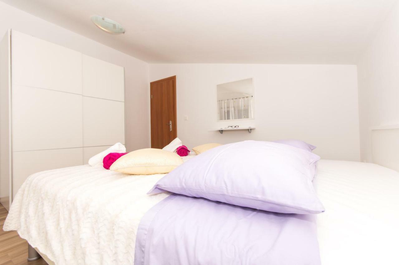 Apartmani Island Trogir Luaran gambar